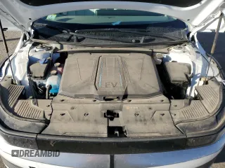 2022 Hyundai Ioniq 5 SEL with VIN KM8KNDAF1NU083017, listed as a Copart auction lot 49186875 with 29,514 mi miles and Salvage title. Bid and sale history available at DreamBid. Image 13.