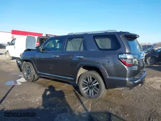 2017 Toyota 4Runner SR5 with VIN JTEBU5JRXH5431401, listed as a IAAI auction lot 41231941 with 133,324 mi miles. Bid and sale history available at carsss.com. Image 14.