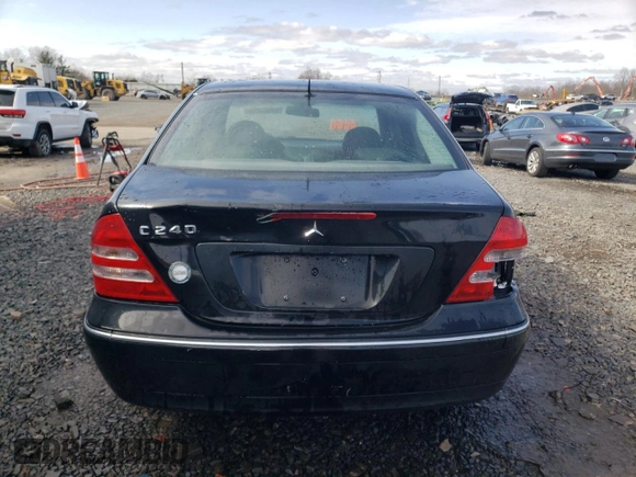 2002 Mercedes-Benz C 230/260/280/320 with VIN WDBRF61J12F138872, listed as a Copart auction lot 47005815 with 232,352 mi miles and Salvage Title. Bid and sale history available at DreamBid. Image 6.