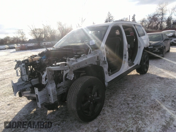 2021 Jeep Grand Cherokee Altitude with VIN 1C4RJKAG6M8186114, listed as a IAAI auction lot 41357671 with Not provided miles and . Bid and sale history available at DreamBid. Image 16.