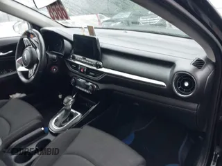 2019 Kia Forte S z VIN 3KPF34AD2KE034073, wystawiony jako IAAI lot #42352180 z przebiegiem 110 785 mil mil oraz . Historia ofert i sprzedaży dostępna na DreamBid. Obrazek 5.