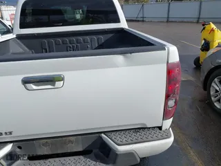 2011 Chevrolet Colorado LT w/1LT with VIN 1GCDSCF95B8108900, listed as a IAAI auction lot 41820328 with 180,541 mi miles. Bid and sale history available at carsss.com. Image 17.