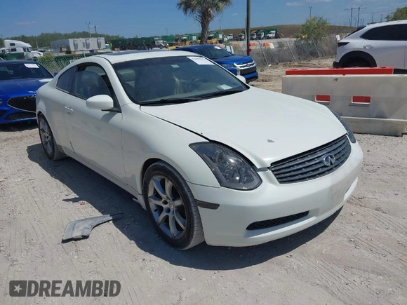 2004 Infiniti G35 Coupe w/Leather with VIN JNKCV54E64M812708, listed as a IAAI auction lot 42006119 with 170,543 mi miles. Bid and sale history available at carsss.com. Image 1.