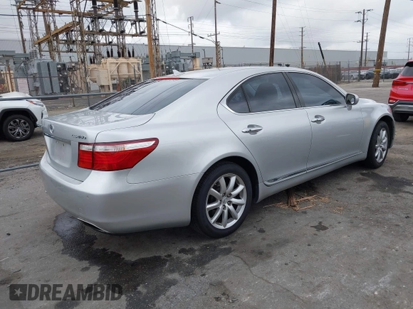 2008 Lexus LS 460 with VIN JTHBL46F185068226, listed as a IAAI auction lot 42068711 with 211,526 mi miles and . Bid and sale history available at DreamBid. Image 4.