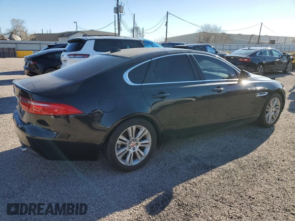 2016 Jaguar XF 35t Premium with VIN SAJBD4BV6GCY13916, listed as a Copart auction lot 86535544 with 93,872 mi miles and Clean Title. Bid and sale history available at carsss.com. Image 3.