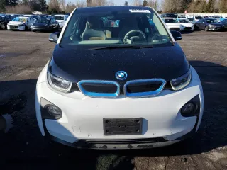 2017 BMW i3 with VIN WBY1Z6C37H7A39708, listed as a Copart auction lot 44430615 with 38,765 mi miles and Salvage Title. Bid and sale history available at carsss.com. Image 5.