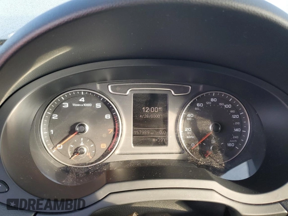 2015 Audi Q3 Premium Plus with VIN WA1BFCFSXFR002032, listed as a Copart auction lot 45018675 with 157,989 mi miles and Clean title. Bid and sale history available at DreamBid. Image 9.