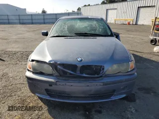 2003 BMW 3 Series 330xi with VIN WBAEW53493PG23208, listed as a Copart auction lot 84649384 with 155,316 mi miles and Salvage Title. Bid and sale history available at carsss.com. Image 5.