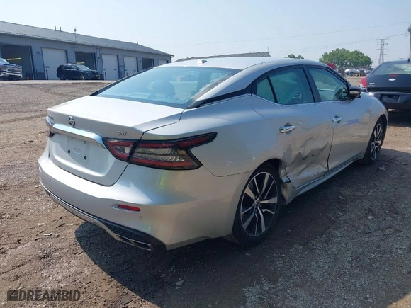 2021 Nissan Maxima SV with VIN 1N4AA6CV2MC505706, listed as a IAAI auction lot 39851084 with 73,240 mi miles. Bid and sale history available at carsss.com. Image 4.