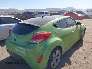 2012 Hyundai Veloster w/Gray Int z VIN KMHTC6AD5CU040673, wystawiony jako IAAI lot #41491429 z przebiegiem Nie podano mil oraz . Historia ofert i sprzedaży dostępna na DreamBid. Obrazek 4.