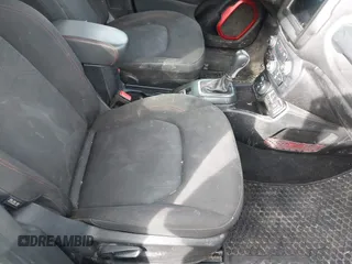 2018 Jeep Renegade Trailhawk с VIN ZACCJBCB8JPH54696, выставлен на аукционе IAAI как лот 41596364 с пробегом 19 016 миль миль и . История ставок и продаж доступна на DreamBid. Изображение 5.