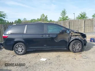2018 Toyota Sienna XLE Auto Access Seat with VIN 5TDYZ3DC1JS953619, listed as a IAAI auction lot 42079751 with 133,189 mi miles and . Bid and sale history available at DreamBid. Image 14.