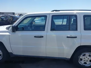 2008 Jeep Patriot Sport with VIN 1J8FT28098D722050, listed as a IAAI auction lot 42173974 with 125,343 mi miles and . Bid and sale history available at DreamBid. Image 14.
