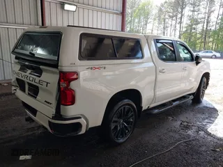 2021 Chevrolet Silverado 1500 RST with VIN 1GCUYEED7MZ367000, listed as a IAAI auction lot 42049697 with 44,422 mi miles and . Bid and sale history available at DreamBid. Image 4.