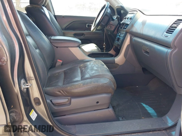 2008 Honda Pilot EX-L with VIN 5FNYF18538B053148, listed as a IAAI auction lot 42739613 with 290,409 mi miles and . Bid and sale history available at DreamBid. Image 5.
