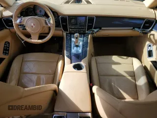 2010 Porsche Panamera S z VIN WP0AB2A75AL061320, wystawiony jako Copart lot #44996365 z przebiegiem 145 786 mil mil oraz Szkoda całkowita • Salvage title. Historia ofert i sprzedaży dostępna na DreamBid. Obrazek 8.