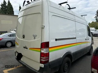 2016 Mercedes-Benz Sprinter Cargo with VIN WD3PE7DD6GP339069, listed as a Copart auction lot 81203334 with 53,121 mi miles and Salvage Title. Bid and sale history available at carsss.com. Image 4.