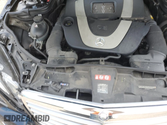 2011 Mercedes-Benz E 350 Luxury with VIN WDDHF8HB6BA498715, listed as a Copart auction lot 60432825 with 100,732 mi miles and Salvage title. Bid and sale history available at DreamBid. Image 11.