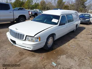 1999 Cadillac Deville Professional Limousine with VIN 1GEEH90Y2XU500423, listed as a IAAI auction lot 41482745 with 80,163 mi miles. Bid and sale history available at carsss.com. Image 17.