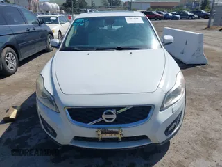 2013 Volvo C30 T5 with VIN YV1672MK1D2301684, listed as a IAAI auction lot 42041442 with 112,034 mi miles and . Bid and sale history available at DreamBid. Image 12.