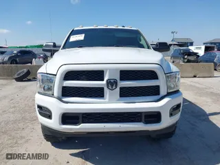 2018 Ram 2500 Tradesman with VIN 3C6UR4CJ0JG188350, listed as a IAAI auction lot 41787630 with 122,434 mi miles. Bid and sale history available at carsss.com. Image 12.