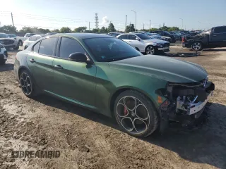 2022 Alfa Romeo Giulia Ti with VIN ZARFAMBNXN7665497, listed as a Copart auction lot 67364074 with 19,224 mi miles and Salvage Title. Bid and sale history available at carsss.com. Image 4.