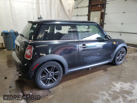 2012 MINI Hardtop with VIN WMWSU3C5XCT185017, listed as a Copart auction lot 61015285 with 129,288 mi miles and Clean title. Bid and sale history available at DreamBid. Image 3.