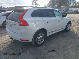 2015 Volvo XC60 T5 Drive-E Premier z VIN YV440MDB5F2610281, wystawiony jako IAAI lot #41479979 z przebiegiem 124 841 mil mil oraz . Historia ofert i sprzedaży dostępna na DreamBid. Obrazek 4.