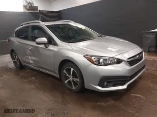 2022 Subaru Impreza Premium with VIN 4S3GTAV62N3720253, listed as a IAAI auction lot 41555999 with 64,684 mi miles. Bid and sale history available at carsss.com. Image 1.