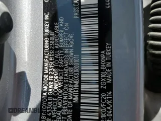 2018 Toyota C-HR XLE z VIN NMTKHMBX8JR001011, wystawiony jako Copart lot #55469265 z przebiegiem 106 938 mil mil oraz Szkoda całkowita • Salvage title. Historia ofert i sprzedaży dostępna na DreamBid. Obrazek 12.