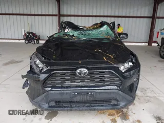 2021 Toyota RAV4 XLE Premium z VIN 2T3A1RFV0MW145999, wystawiony jako IAAI lot #42234472 z przebiegiem 57 424 mil mil oraz . Historia ofert i sprzedaży dostępna na DreamBid. Obrazek 12.