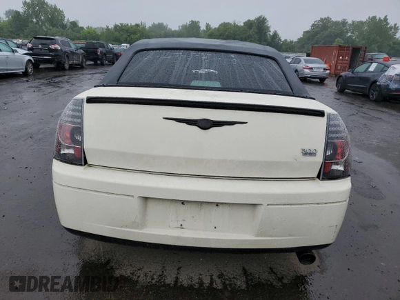 2005 Chrysler 300 300 z VIN 2C3JA43R35H175126, wystawiony jako Copart lot #58218305 z przebiegiem 167 612 mil mil oraz Szkoda całkowita • Salvage title. Historia ofert i sprzedaży dostępna na DreamBid. Obrazek 6.