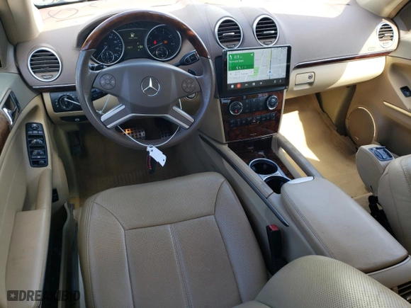 2009 Mercedes-Benz GL-Class 5.5L with VIN 4JGBF86E39A459440, listed as a Copart auction lot 45307035 with 176,328 mi miles and Salvage Title. Bid and sale history available at carsss.com. Image 8.
