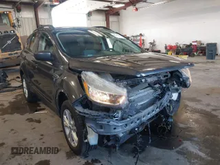 2018 Ford Escape SE with VIN 1FMCU9GD1JUC36452, listed as a IAAI auction lot 41964531 with 89,457 mi miles. Bid and sale history available at carsss.com. Image 1.