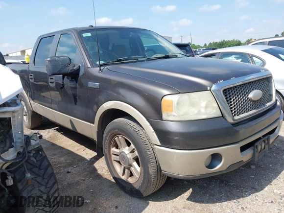 2007 Ford F-150 XLT z VIN 1FTPW12V47KC52876, wystawiony jako IAAI lot #42407096 z przebiegiem 278 469 mil mil oraz . Historia ofert i sprzedaży dostępna na DreamBid. Obrazek 1.
