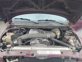 2000 Dodge Ram 2500 with VIN 1B7KF23W9YJ131145, listed as a IAAI auction lot 41928166 with 334,862 mi miles. Bid and sale history available at carsss.com. Image 10.
