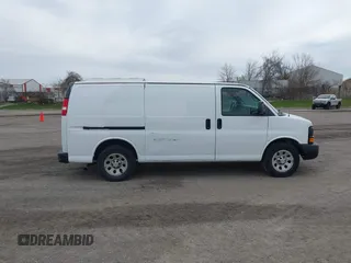 2014 Chevrolet Express Cargo Van with VIN 1GCSGAFX1E1118221, listed as a IAAI auction lot 41832544 with 310,914 mi miles. Bid and sale history available at carsss.com. Image 13.