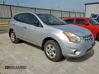 2011 Nissan Rogue SV z VIN JN8AS5MT3BW574662, wystawiony jako Copart lot #56177345 z przebiegiem 165 672 mil mil oraz Czysty tytuł • Clean title. Historia ofert i sprzedaży dostępna na DreamBid. Obrazek 4.