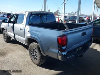 2018 Toyota Tacoma SR5 with VIN 3TMAZ5CN6JM056201, listed as a IAAI auction lot 41626663 with 55,599 mi miles. Bid and sale history available at carsss.com. Image 3.