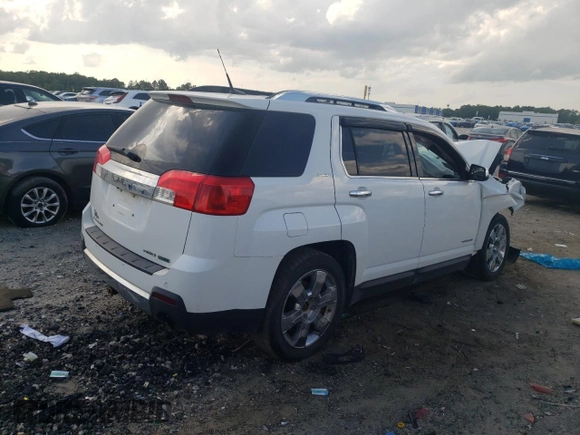 2011 GMC Terrain SLT-2 with VIN 2CTFLXE51B6219062, listed as a Copart auction lot 60278565 with 228,786 mi miles and Clean title. Bid and sale history available at DreamBid. Image 3.