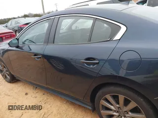 2019 Mazda 3 Preferred z VIN 3MZBPADL9KM107981, wystawiony jako IAAI lot #41196525 z przebiegiem 88 859 mil mil oraz . Historia ofert i sprzedaży dostępna na DreamBid. Obrazek 13.