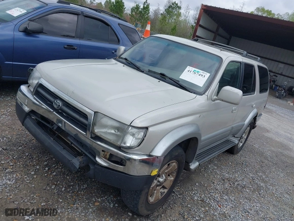 1998 Toyota 4Runner with VIN JT3GN87R3W0073928, listed as a IAAI auction lot 41767493 with 264,738 mi miles. Bid and sale history available at carsss.com. Image 2.