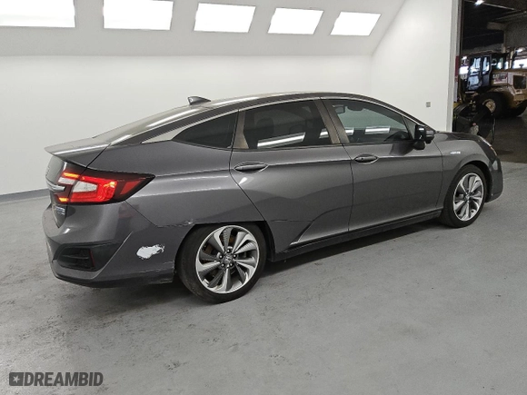 2020 Honda Clarity Plug-In Hybrid Touring with VIN JHMZC5F35LC000316, listed as a Copart auction lot 80474834 with 66,240 mi miles and Clean Title. Bid and sale history available at carsss.com. Image 3.
