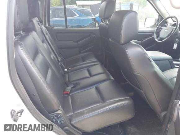 2006 Ford Explorer Limited with VIN 1FMEU75816ZA19528, listed as a IAAI auction lot 42567514 with 174,408 mi miles and . Bid and sale history available at DreamBid. Image 8.
