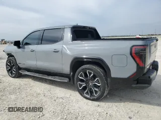 2024 GMC Sierra 1500 with VIN 1GT401EL3RU401137, listed as a Copart auction lot 82851714 with 5,005 mi miles and Salvage Title. Bid and sale history available at DreamBid. Image 2.