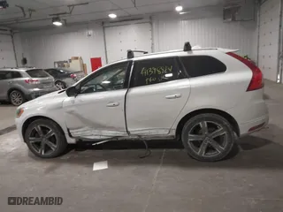 2017 Volvo XC60 Dynamic with VIN YV449MRR8H2107388, listed as a IAAI auction lot 41398884 with 81,927 mi miles. Bid and sale history available at carsss.com. Image 13.