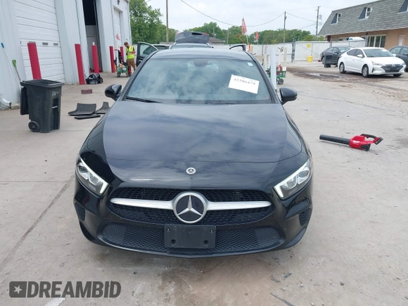 2021 Mercedes-Benz A 220 z VIN W1K3G4FB3MJ278745, wystawiony jako IAAI lot #42386479 z przebiegiem 33 282 mil mil oraz . Historia ofert i sprzedaży dostępna na DreamBid. Obrazek 12.