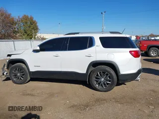 2018 GMC Acadia SLT with VIN 1GKKNMLS0JZ113740, listed as a IAAI auction lot 40977194 with 79,437 mi miles and . Bid and sale history available at carsss.com. Image 14.