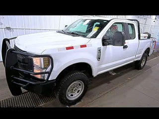 2018 Ford F-250 XL with VIN 1FT7X2B6XJEB43341, listed as a IAAI auction lot 42559799 with 191,877 mi miles and . Bid and sale history available at DreamBid. Image 22.