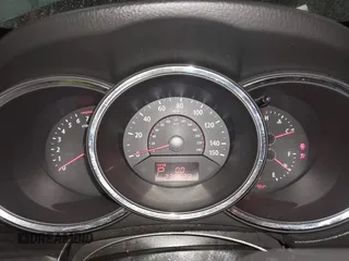 2011 Kia Sorento LX with VIN 5XYKT4A18BG167038, listed as a IAAI auction lot 41625650 with 238,628 mi miles. Bid and sale history available at carsss.com. Image 7.
